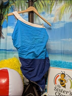 One-Shoulder Blue Colorblock Women’s Swimsuit